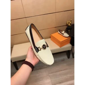 ARMANI アルマーニ マストアイテム新入荷 2026 メンズ用 ビジネスシューズ 商品画像 1