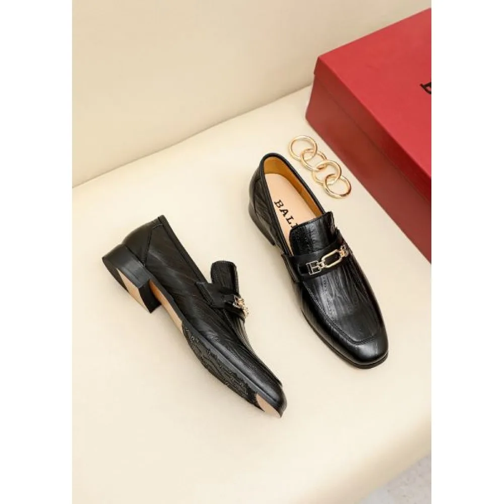 BALLY バリー 個性的な印象に仕上がり 2026 メンズ用 ビジネスシューズ 商品画像 4