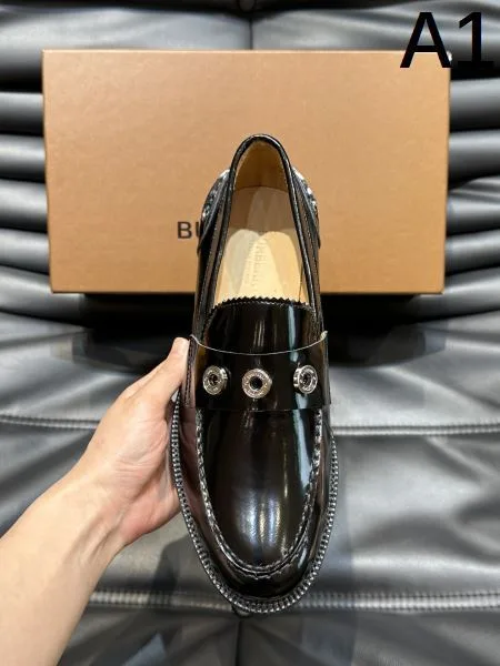 BURBERRY バーバリー 明るい雰囲気があり 2026 メンズ用 ビジネスシューズ 商品画像 10