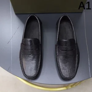 BOTTEGA VENETA ボッテガヴェネタ 最安値人気品 2026 メンズ用 ビジネスシューズ 商品画像 1