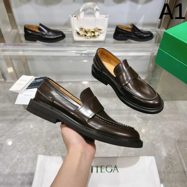 BOTTEGA VENETA ボッテガヴェネタ ギフトにも! 2026 メンズ用 ビジネスシューズ 商品画像 10