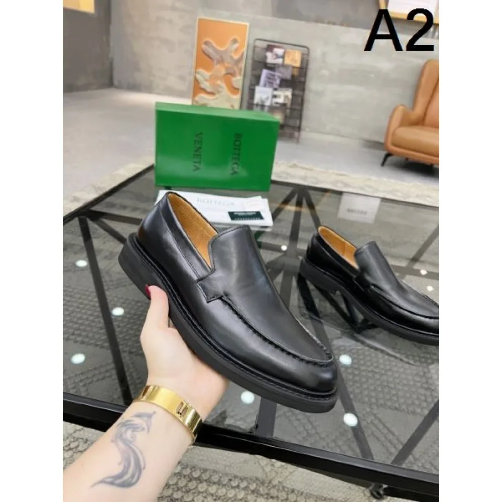BOTTEGA VENETA ボッテガヴェネタ 最新デザイン 2026 メンズ用 ビジネスシューズ 商品画像 2