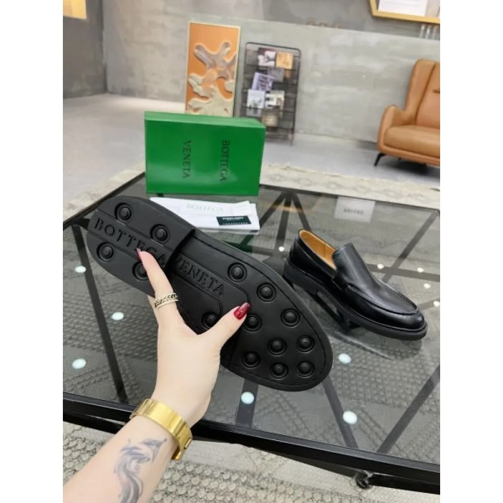BOTTEGA VENETA ボッテガヴェネタ 最新デザイン 2026 メンズ用 ビジネスシューズ 商品画像 9