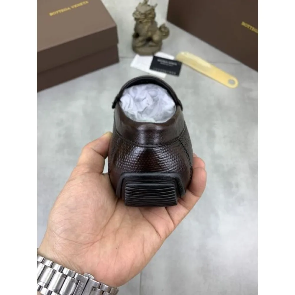 BOTTEGA VENETA ボッテガヴェネタ 爆発的人気 2026 メンズ用 ビジネスシューズ 商品画像 8