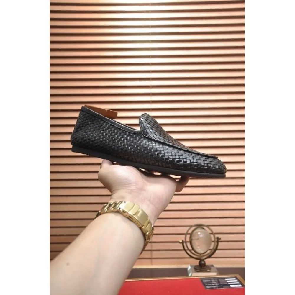 BOTTEGA VENETA ボッテガヴェネタ 限定生産品 2026 メンズ用 ビジネスシューズ 商品画像 4
