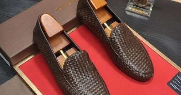 BOTTEGA VENETA ボッテガヴェネタ 限定生産品 2026 メンズ用 ビジネスシューズ 商品画像 11