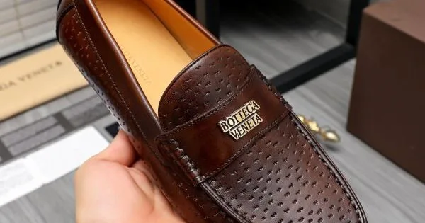 BOTTEGA VENETA ボッテガヴェネタ 夏に大活躍 2026 メンズ用 ビジネスシューズ 商品画像 11