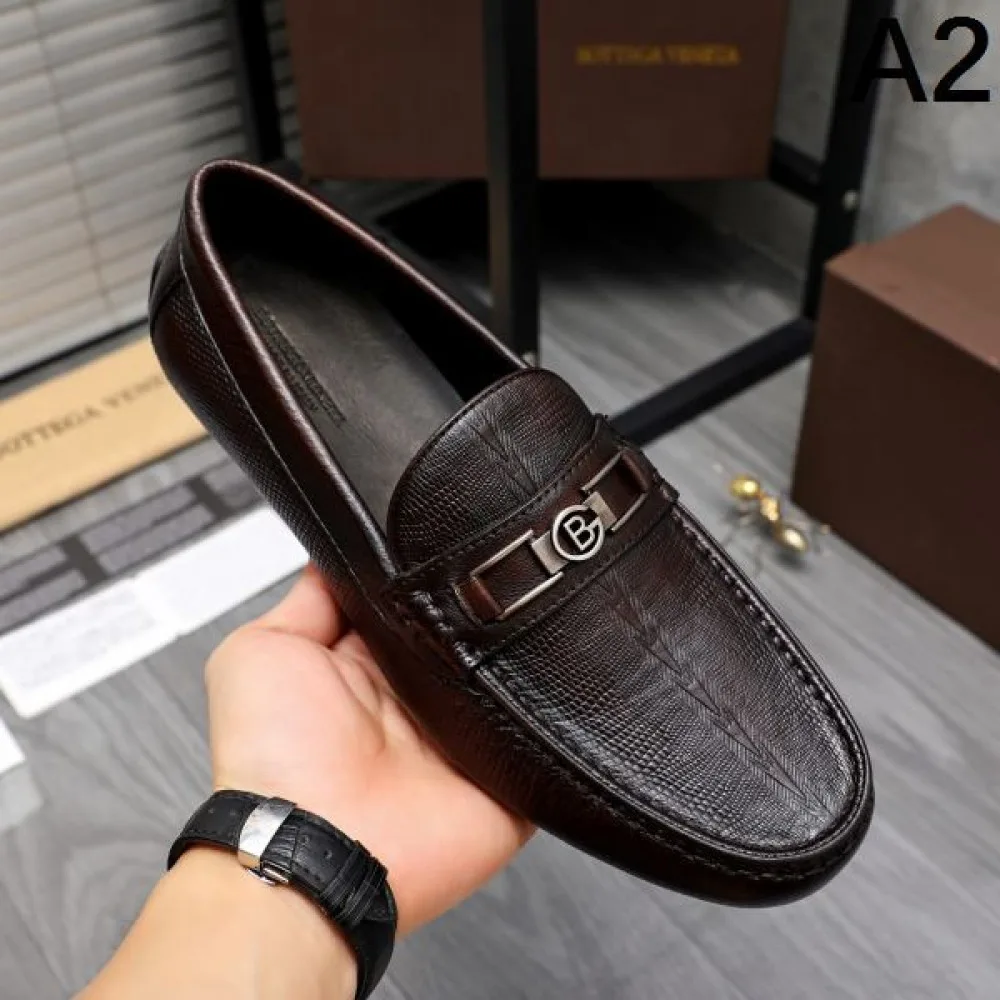 BOTTEGA VENETA ボッテガヴェネタ 人気沸騰中 2026 メンズ用 ビジネスシューズ 商品画像 2