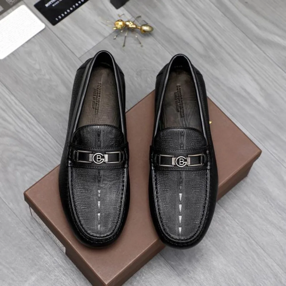 BOTTEGA VENETA ボッテガヴェネタ 人気沸騰中 2026 メンズ用 ビジネスシューズ 商品画像 3