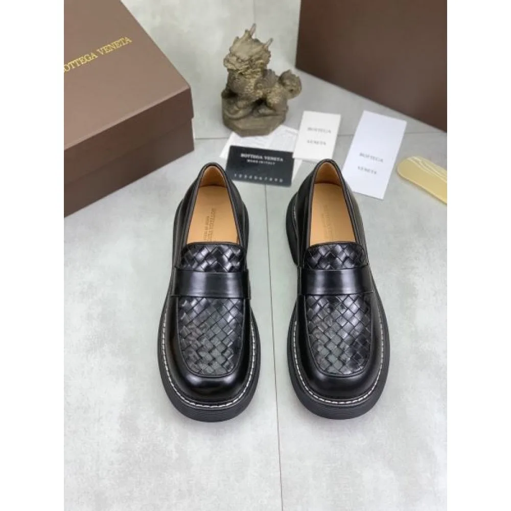 BOTTEGA VENETA ボッテガヴェネタ 今年大人気 2026 メンズ用 ビジネスシューズ 商品画像 2