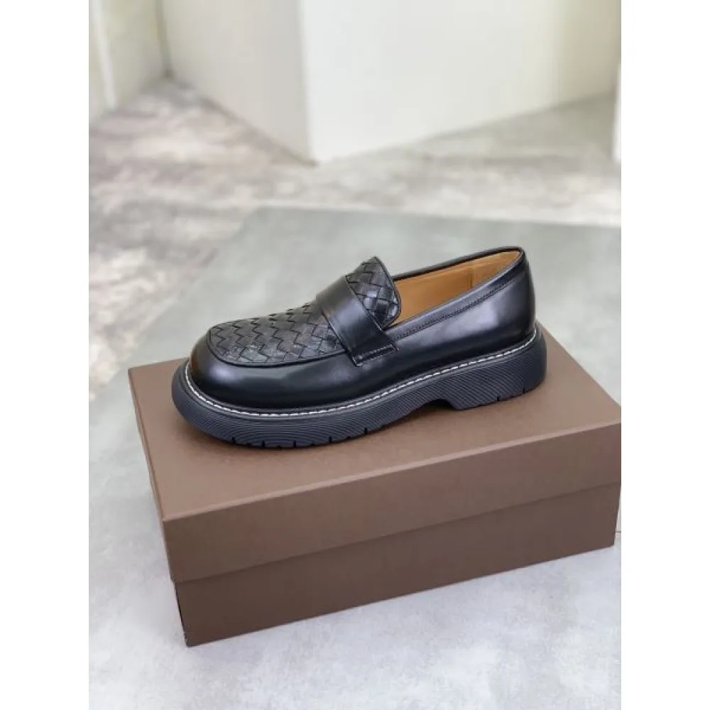 BOTTEGA VENETA ボッテガヴェネタ 今年大人気 2026 メンズ用 ビジネスシューズ 商品画像 4