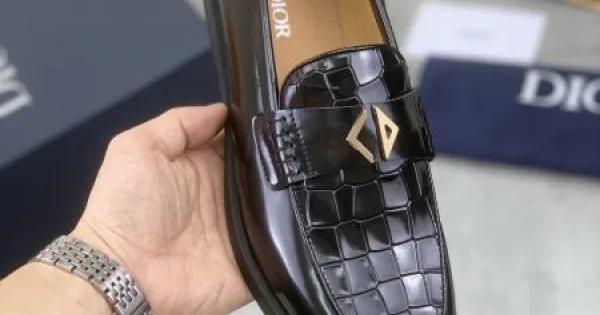 DIOR ディオール 雑誌も街も人気アイテム 2026 メンズ用 ビジネスシューズ 商品画像 11