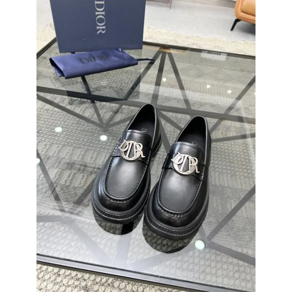 DIOR ディオール 春夏の限定コレクション 2026 メンズ用 ビジネスシューズ 商品画像 4