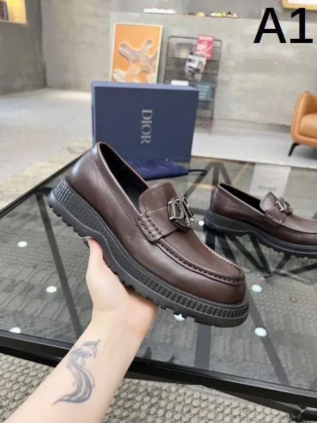 DIOR ディオール 春夏の限定コレクション 2026 メンズ用 ビジネスシューズ 商品画像 11
