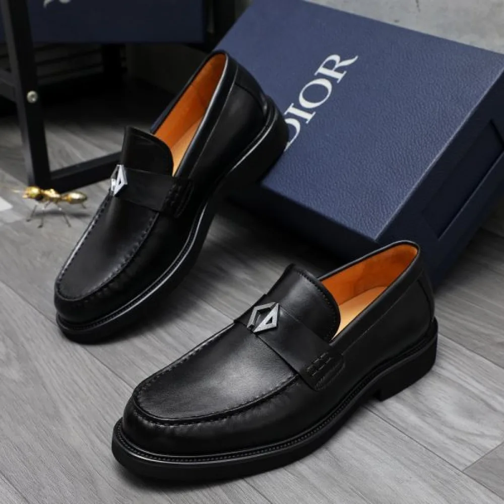 DIOR ディオール 大人の色気を印象に 2026 メンズ用 ビジネスシューズ 商品画像 5
