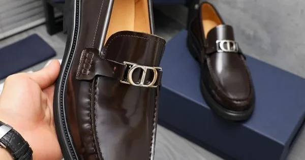 DIOR ディオール 大人っぽいデザイン 2026 メンズ用 ビジネスシューズ 商品画像 11