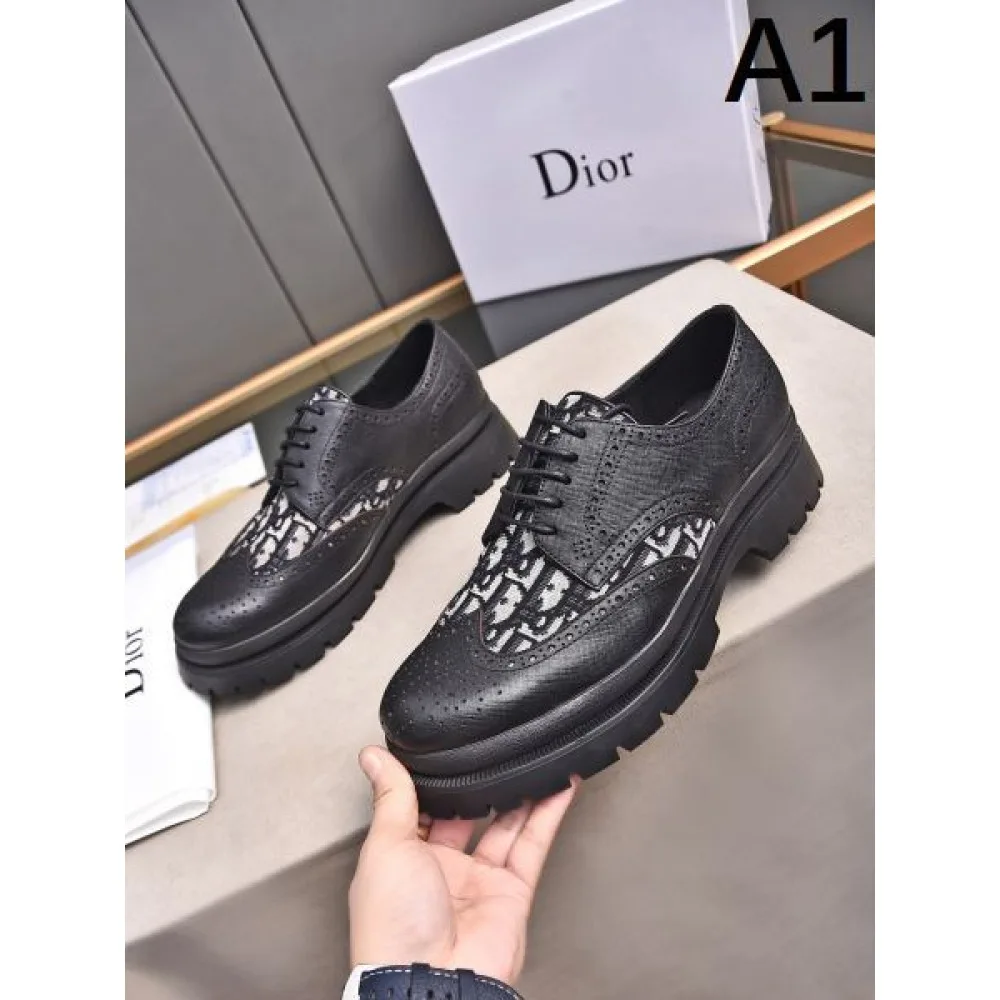 2024FW メンズ用 ビジネスシューズ DIOR ディオール ファッションの最先端! 商品画像 1