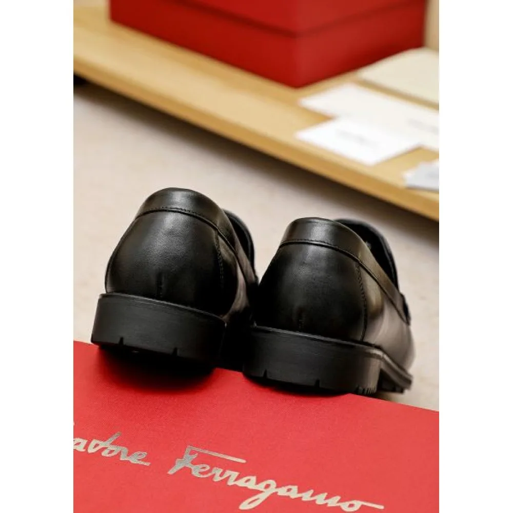 FERRAGAMO サルヴァトーレ フェラガモ コーデの主役 2026 メンズ用 ビジネスシューズ 商品画像 8