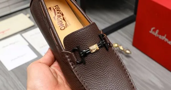 FERRAGAMO サルヴァトーレ フェラガモ 今年最流行 2026 メンズ用 ビジネスシューズ 商品画像 11