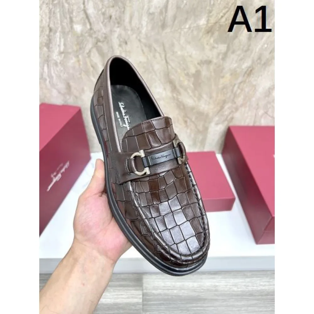 FERRAGAMO サルヴァトーレ フェラガモ 大人の魅 2026 メンズ用 ビジネスシューズ 商品画像 1