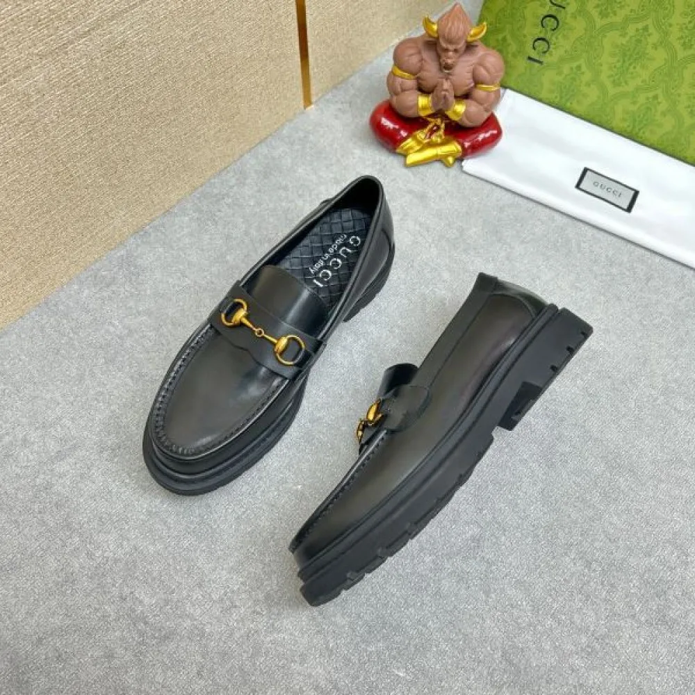 緊急セールで驚き価格 GUCCI グッチ 2026 メンズ用 ビジネスシューズ 商品画像 4