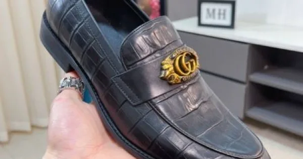 カジュアルで気分爽快 GUCCI グッチ 2026 メンズ用 ビジネスシューズ 商品画像 11