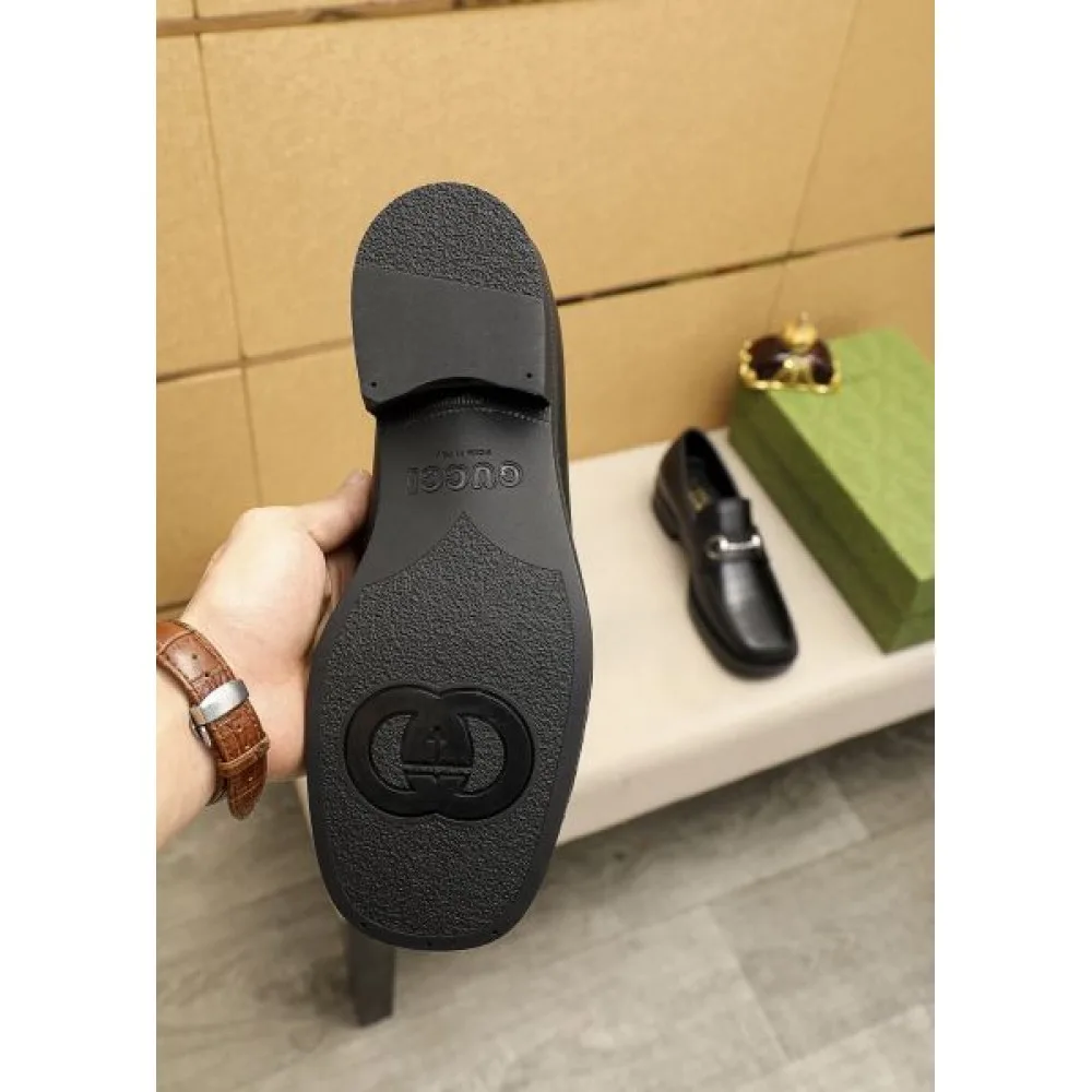 GUCCI グッチ 芸能人愛用ブランド 2026 メンズ用 ビジネスシューズ 商品画像 9
