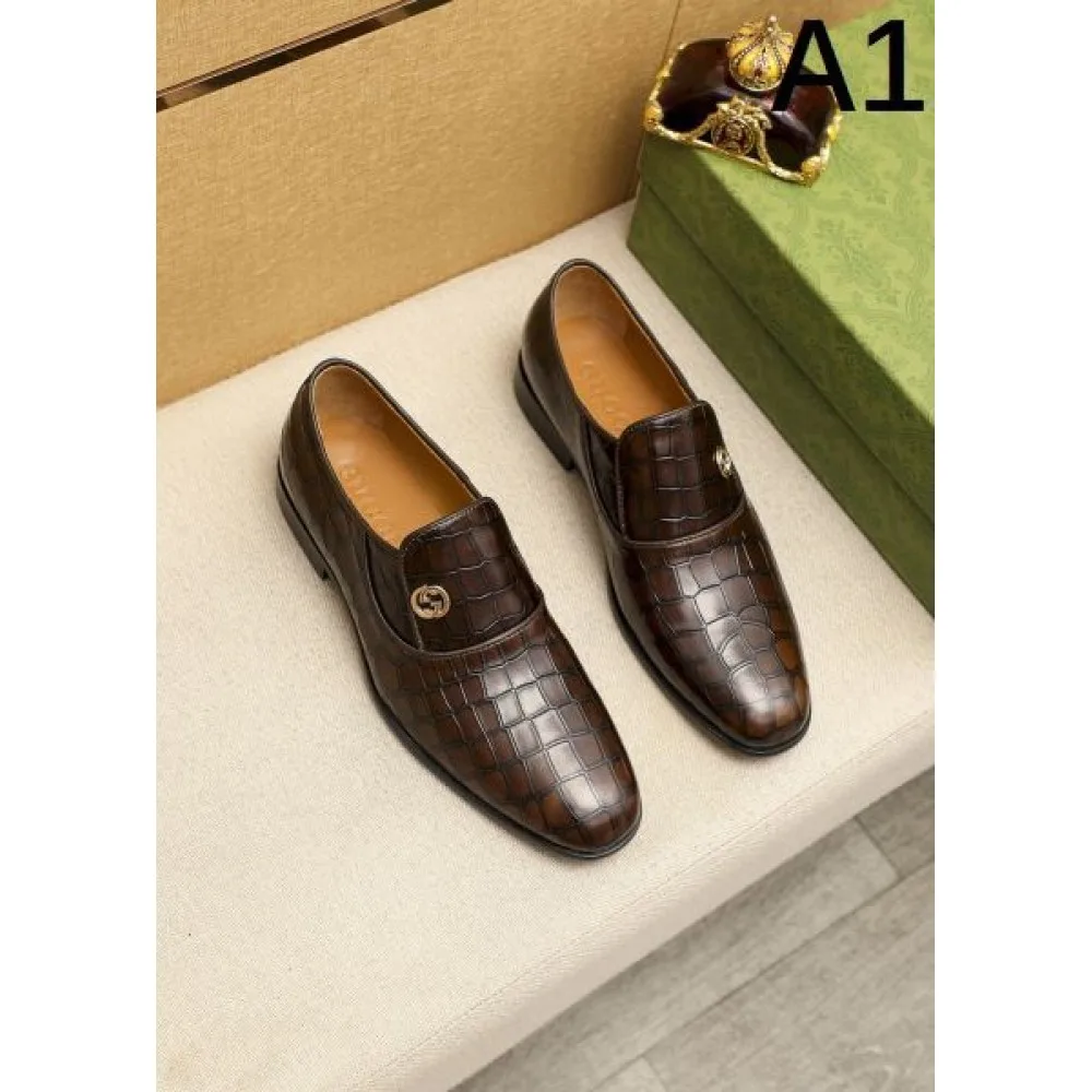 GUCCI グッチ 一流の憧れブランド 2026 メンズ用 ビジネスシューズ 商品画像 1