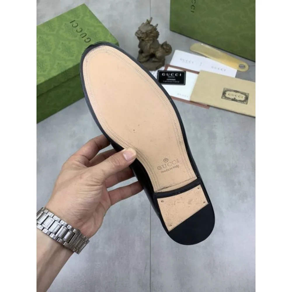 GUCCI グッチ 春夏最新作完売必至 2026 メンズ用 ビジネスシューズ 商品画像 9