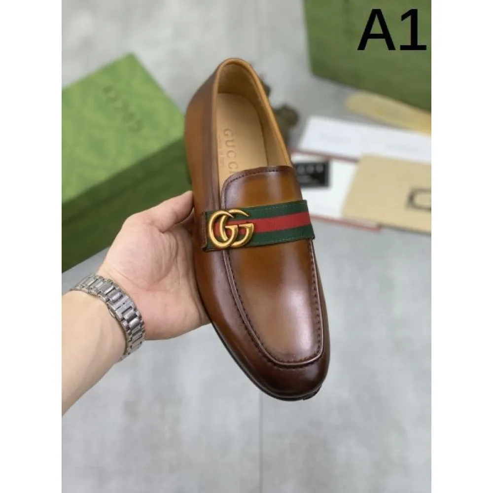 GUCCI グッチ すぐお届け春夏新作 2026 メンズ用 ビジネスシューズ 商品画像 1