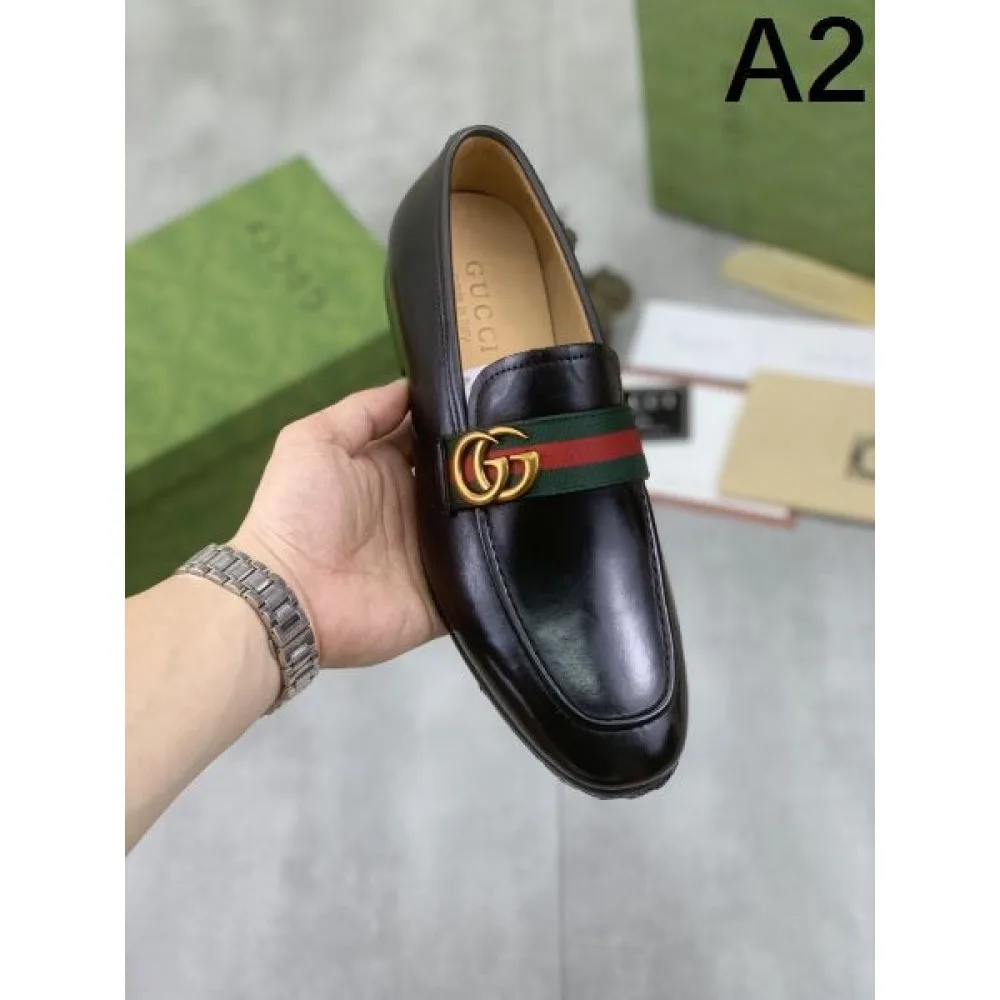GUCCI グッチ すぐお届け春夏新作 2026 メンズ用 ビジネスシューズ 商品画像 2