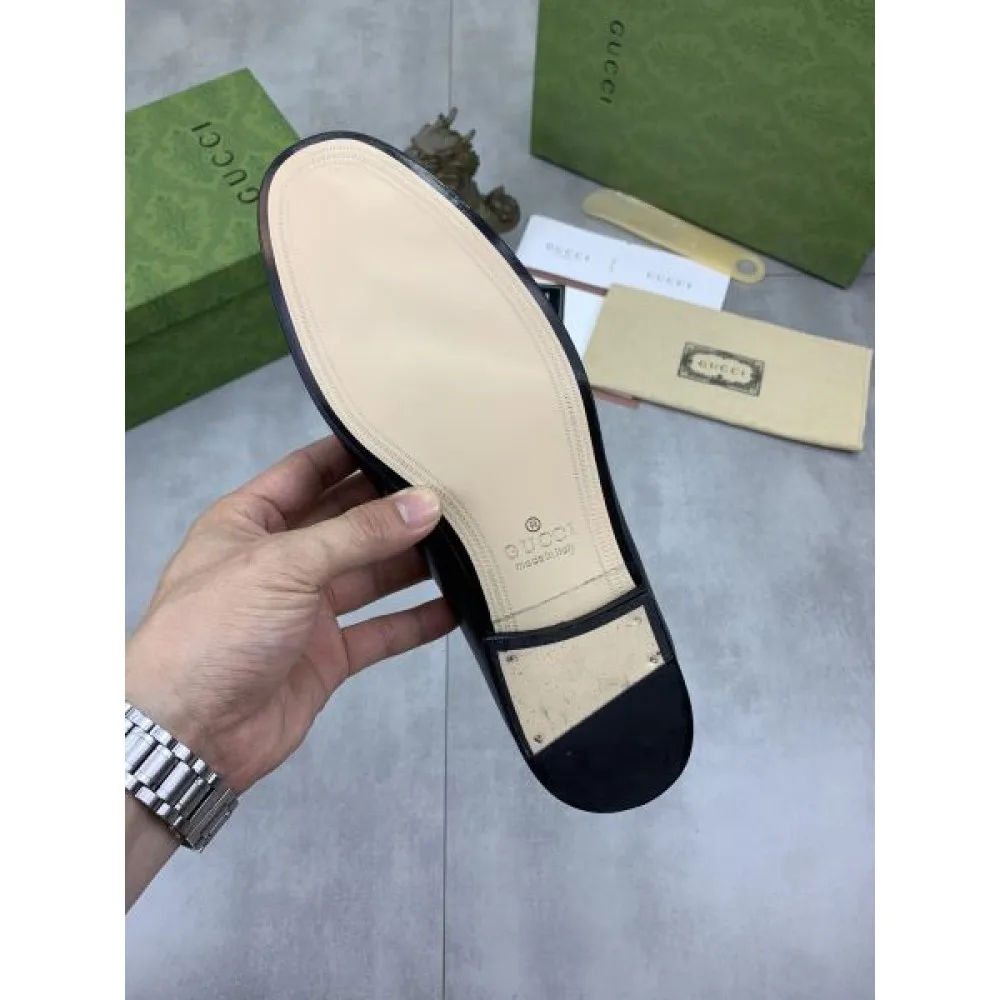 GUCCI グッチ すぐお届け春夏新作 2026 メンズ用 ビジネスシューズ 商品画像 10