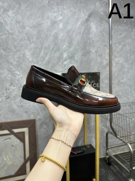 GUCCI グッチ 印象に残るデザイン 2026 メンズ用 ビジネスシューズ 商品画像 10