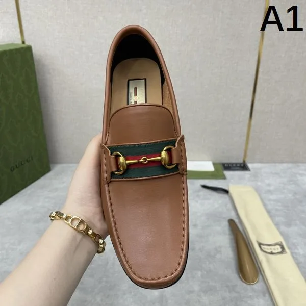 GUCCI グッチ 今年の夏はこれで決まり 2026 メンズ用 ビジネスシューズ 商品画像 10