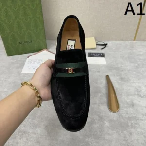 GUCCI グッチ 最後の春夏コレクション 2026 メンズ用 ビジネスシューズ 商品画像 1