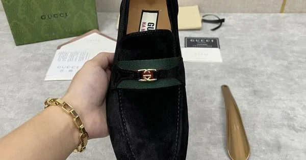 GUCCI グッチ 最後の春夏コレクション 2026 メンズ用 ビジネスシューズ 商品画像 11