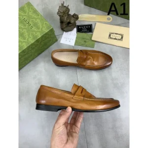 2024FW メンズ用 ビジネスシューズ GUCCI グッチ 話題沸騰中の冬季新作 商品画像 1