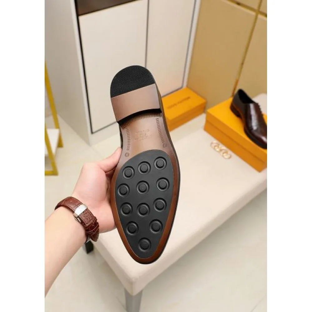 LOUIS VUITTON ルイヴィトン 個性的なデザイン 2026 メンズ用 ビジネスシューズ 商品画像 10