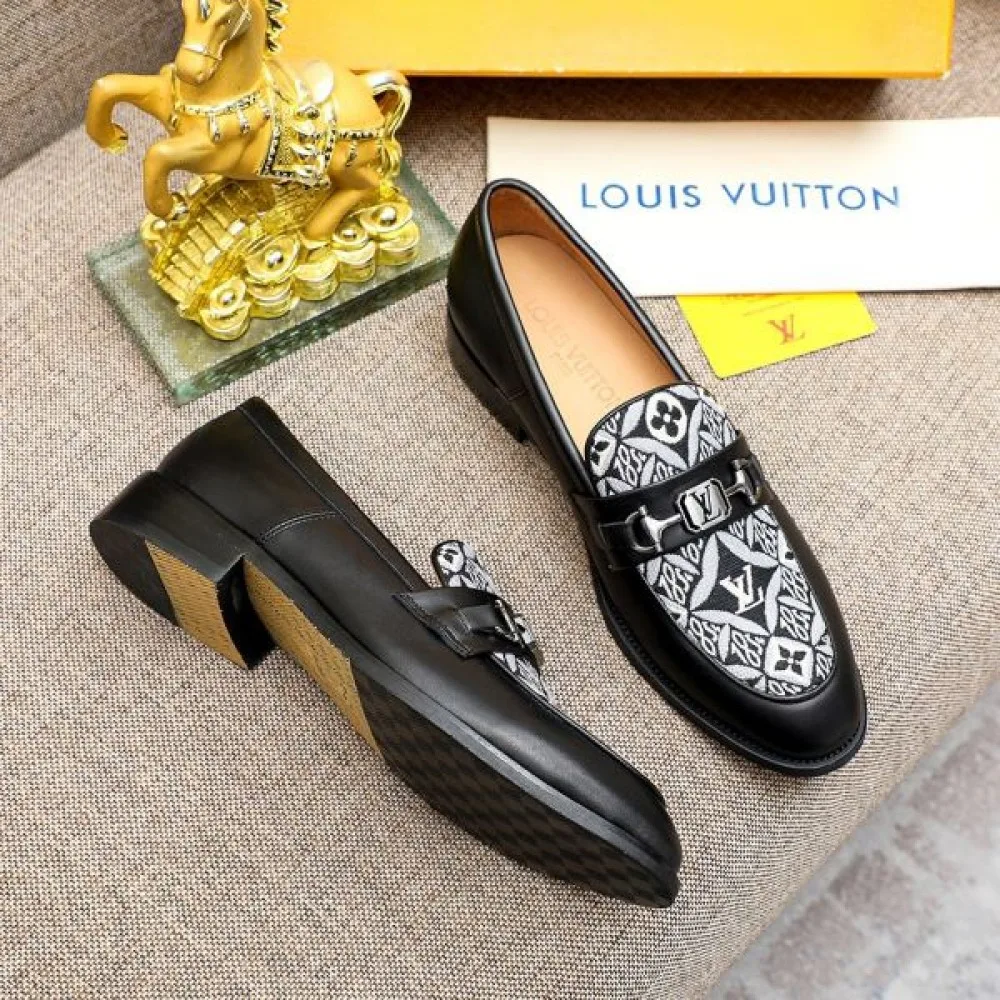 LOUIS VUITTON ルイヴィトン 大人っぽい雰囲気 2026 メンズ用 ビジネスシューズ 商品画像 6