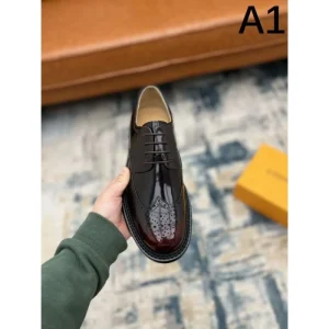 LOUIS VUITTON ルイヴィトン 新商品☆完売必至 2026 メンズ用 ビジネスシューズ 商品画像 1
