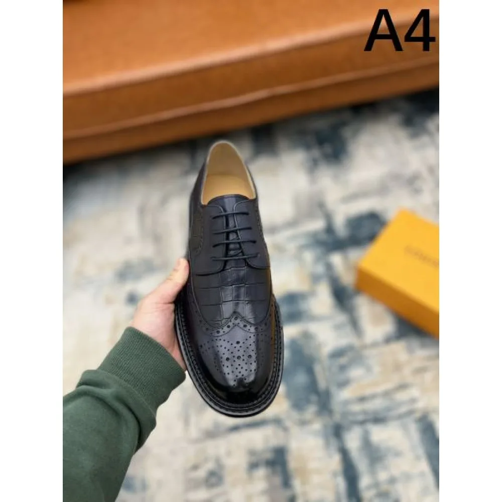 LOUIS VUITTON ルイヴィトン 新商品☆完売必至 2026 メンズ用 ビジネスシューズ 商品画像 4