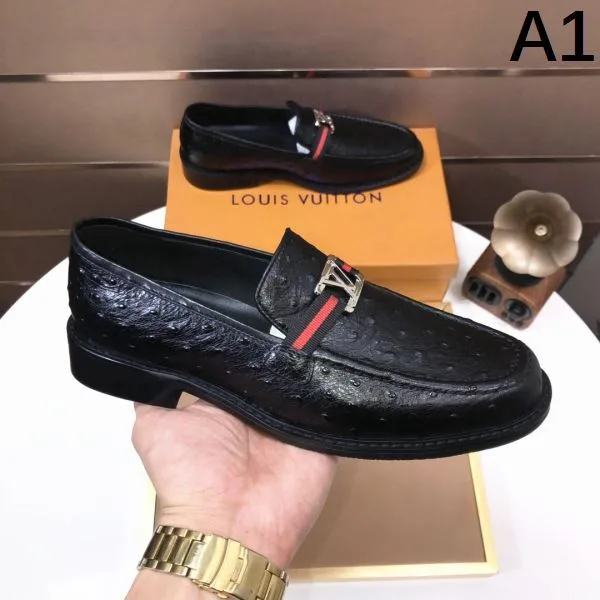LOUIS VUITTON ルイヴィトン 夏らしい色味 2026 メンズ用 ビジネスシューズ 商品画像 10