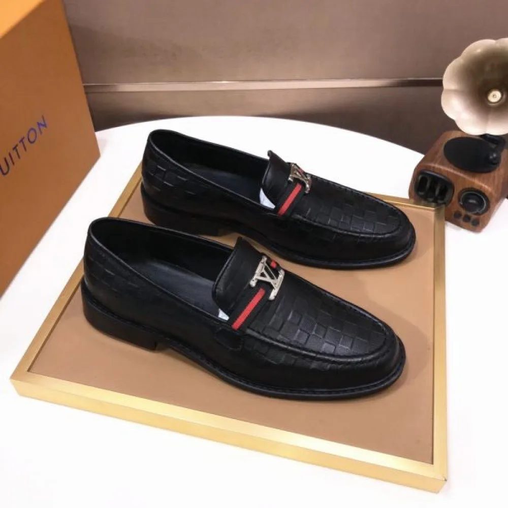LOUIS VUITTON ルイヴィトン 限定デザイン 2026 メンズ用 ビジネスシューズ 商品画像 4
