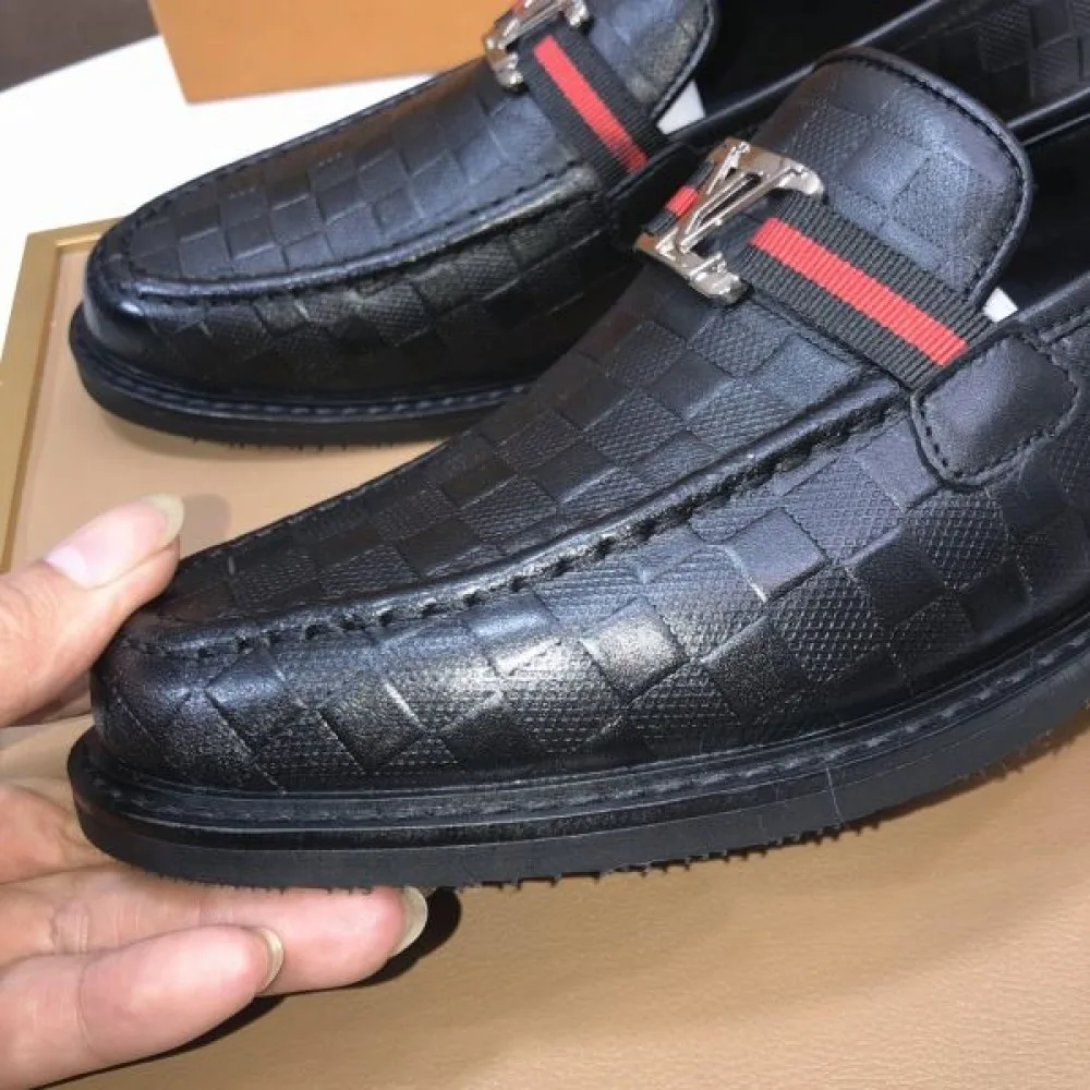 LOUIS VUITTON ルイヴィトン 限定デザイン 2026 メンズ用 ビジネスシューズ 商品画像 7
