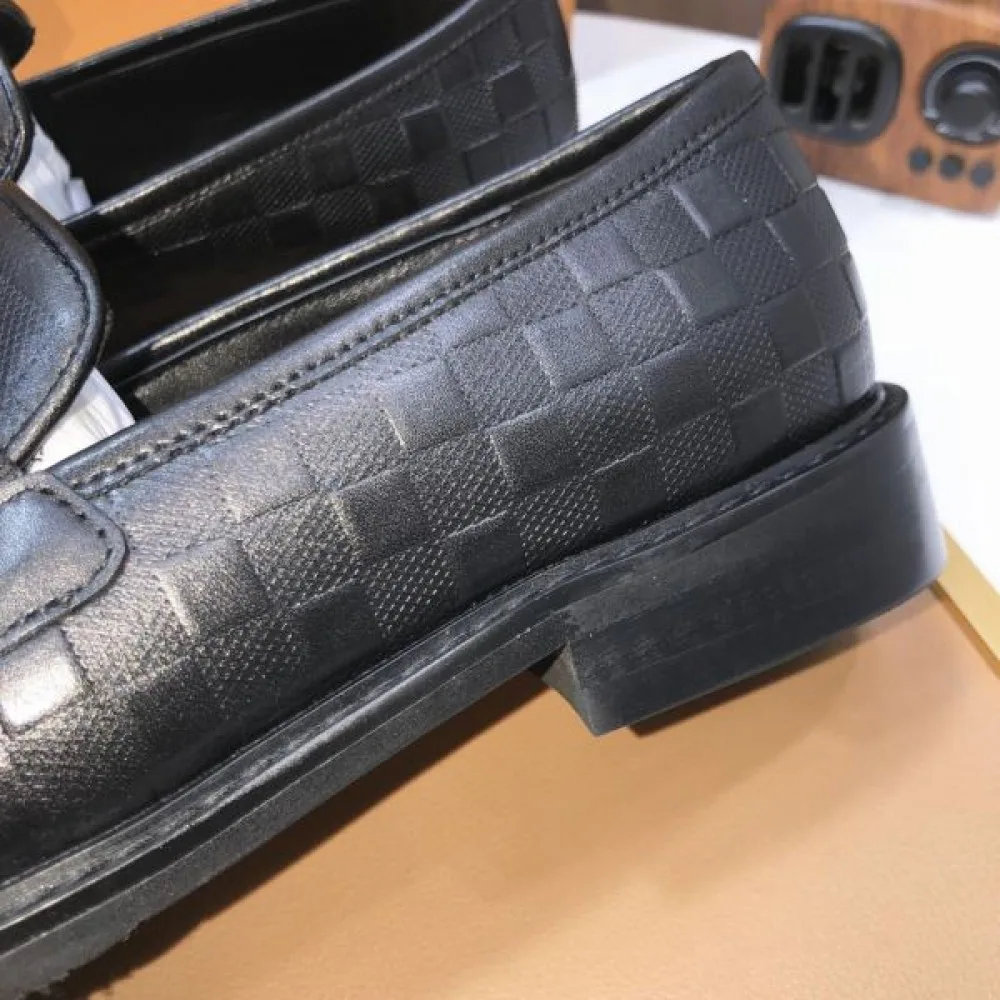 LOUIS VUITTON ルイヴィトン 限定デザイン 2026 メンズ用 ビジネスシューズ 商品画像 8