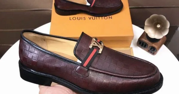 LOUIS VUITTON ルイヴィトン 限定デザイン 2026 メンズ用 ビジネスシューズ 商品画像 11