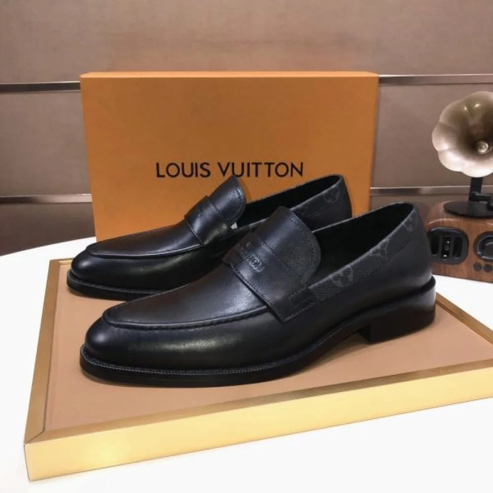 LOUIS VUITTON ルイヴィトン 入手超困難 2026 メンズ用 ビジネスシューズ 商品画像 4