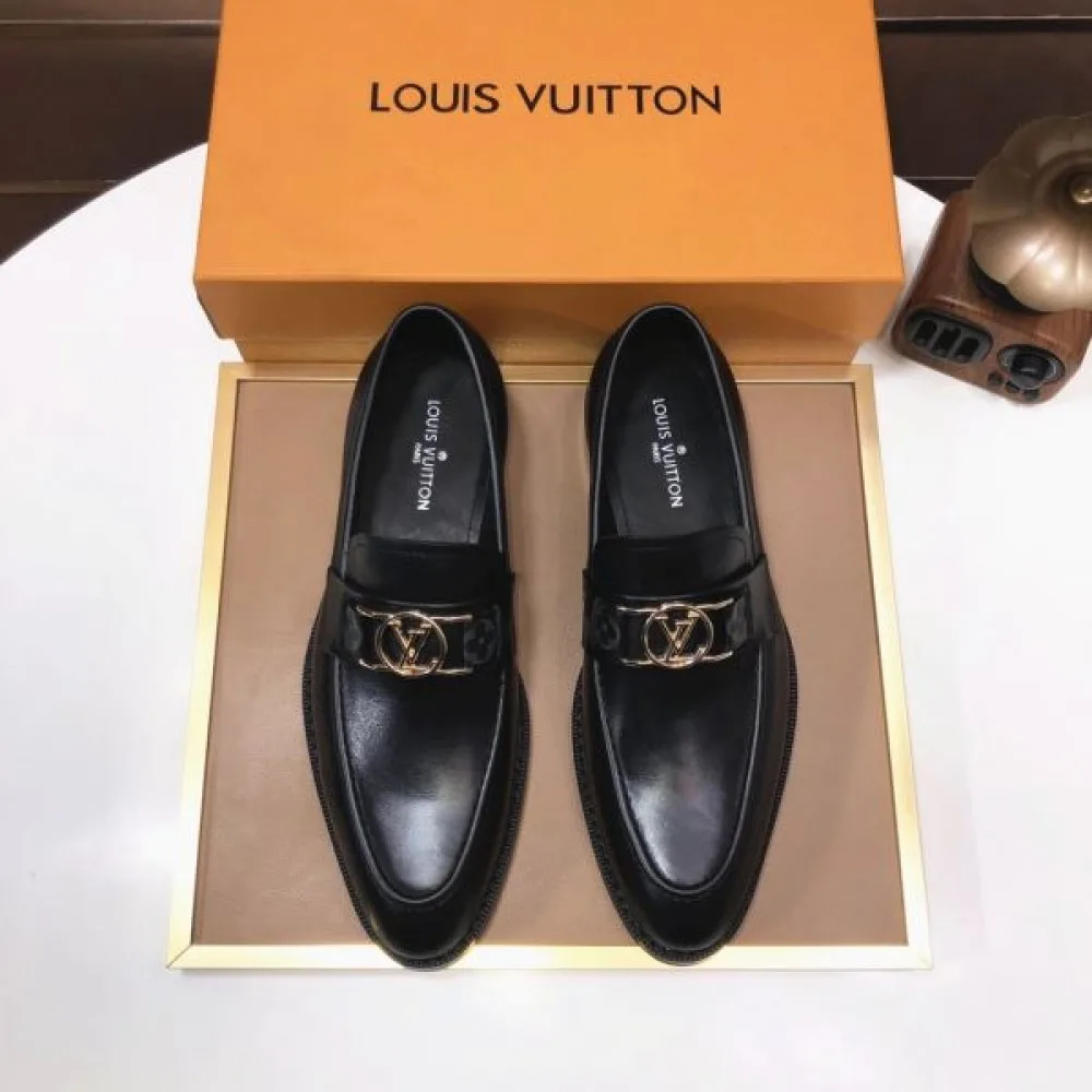 LOUIS VUITTON ルイヴィトン 待望の商品 2026 メンズ用 ビジネスシューズ 商品画像 3