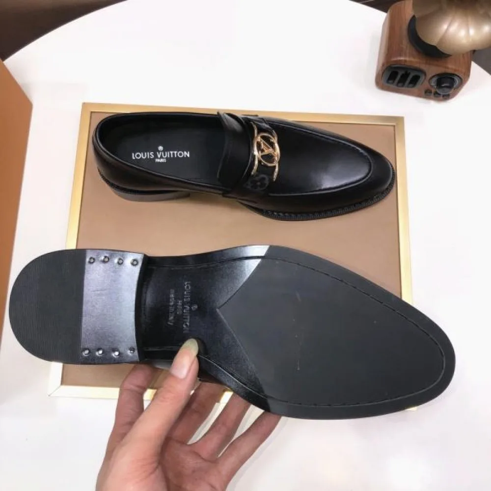 LOUIS VUITTON ルイヴィトン 待望の商品 2026 メンズ用 ビジネスシューズ 商品画像 9