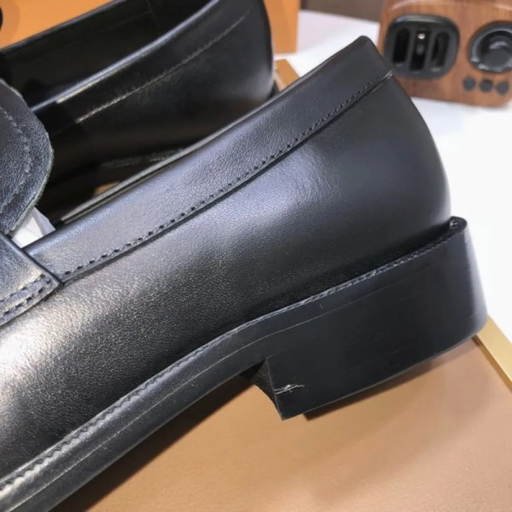 LOUIS VUITTON ルイヴィトン 夏季大活躍 2026 メンズ用 ビジネスシューズ 商品画像 8